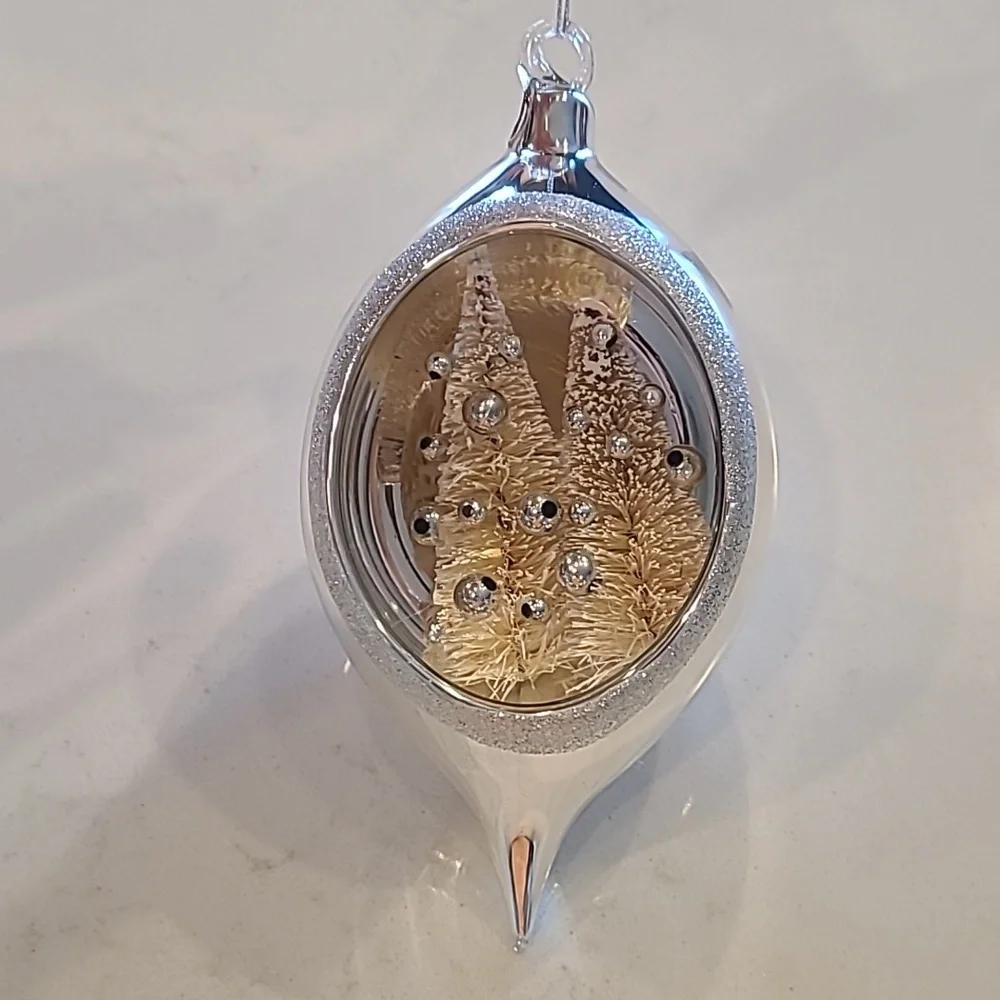 New Pottery Barn Hand-blown Bottlebrush Silver Ornament